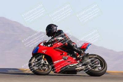 media/Jan-14-2022-Apex Assassins (Fri) [[4609ad47be]]/Trackday 2/Session 4/Turn 9 Side/